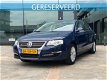 Volkswagen Passat - 1.6 16V FSI Highline - 1 - Thumbnail