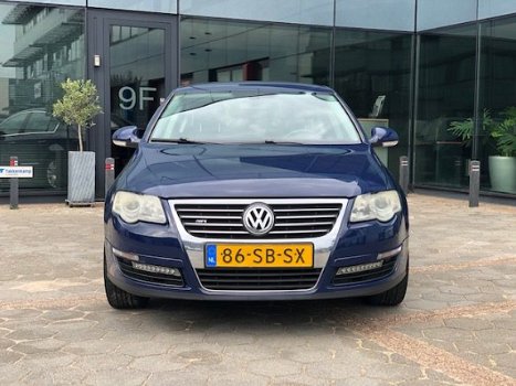 Volkswagen Passat - 1.6 16V FSI Highline - 1