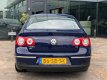 Volkswagen Passat - 1.6 16V FSI Highline - 1 - Thumbnail