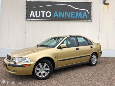 Volvo S40 - 1.6 16v met airco - 1