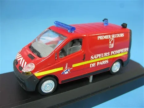 1:43 Verem V1107 Renault brandweer Sapeurs Pompiers de Paris (Solido) - 1