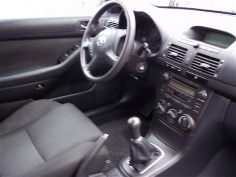 Toyota Avensis Wagon - 2.0 D4D Airco Lichtm. velgen Trekhaak EXPORT - 1
