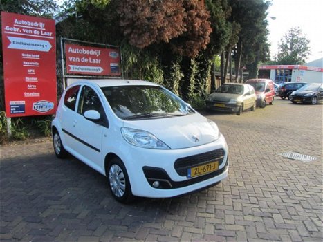 Peugeot 107 - 1.0 Active - 1