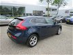 Volvo V40 - 2.0 D4 Summum Buss 1e eig, Vol Leder, Navi, Keyless, vol opties Nieuwjaarssale - 1 - Thumbnail