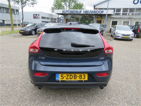 Volvo V40 - 2.0 D4 Summum Buss 1e eig, Vol Leder, Navi, Keyless, vol opties Nieuwjaarssale - 1