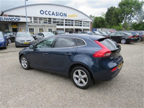 Volvo V40 - 2.0 D4 Summum Buss 1e eig, Vol Leder, Navi, Keyless, vol opties Nieuwjaarssale - 1