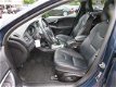 Volvo V40 - 2.0 D4 Summum Buss 1e eig, Vol Leder, Navi, Keyless, vol opties Nieuwjaarssale - 1 - Thumbnail