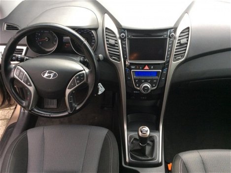 Hyundai i30 Wagon - CVVT, , 1.6i blue i-Motion Business - 1