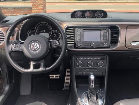 Volkswagen Beetle Cabriolet - 1.4 TSI Sport - 1