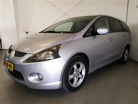 Mitsubishi Grandis - 2.4-16V Intense 6p - 1