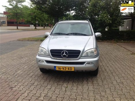 Mercedes-Benz M-klasse - ML 270 CDI BIJTELLINGSVRIENDELIJKGOED ONDERHOUDEN MLIJSKOUDE AIRCO - 1