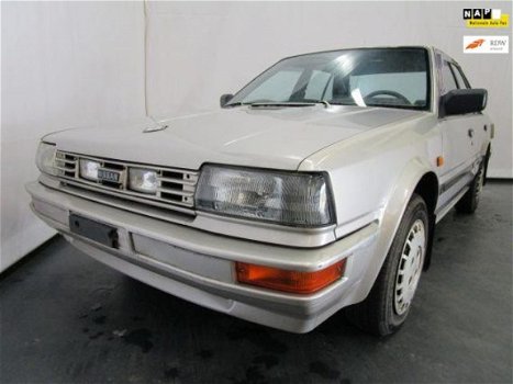 Nissan Bluebird - 2.0 SLX - 1