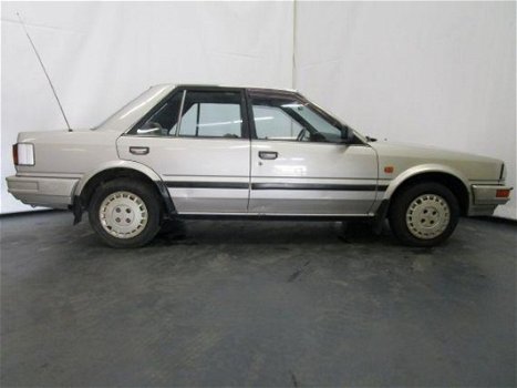 Nissan Bluebird - 2.0 SLX - 1