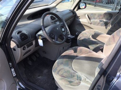 Citroën Xsara Picasso - 1.8i-16V Plaisir, AIRCO(CLIMA), ELEK-RAMEN, CENT-VERGRENDELING, RADIO-USB-AU - 1