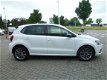 Volkswagen Polo - 1.2 TSI First Edition Rijklaarprijs1e eigenaar - 1 - Thumbnail