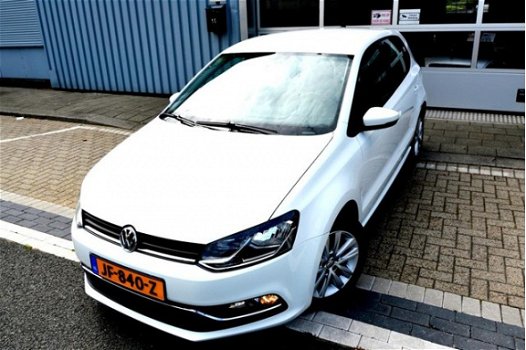 Volkswagen Polo - 1.2 TSI Comfortline DSG AUT 7 PDC/NAVI/LMV16 - 1