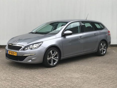 Peugeot 308 SW - 1.2 PureTech 110pk /Navi / 17inch / Parkeersens - 1