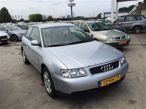 Audi A3 - 1.6 74kw - 1