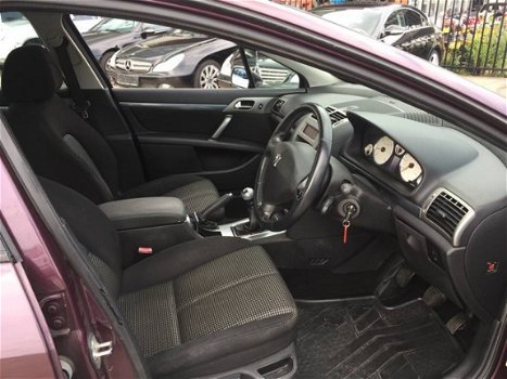 Peugeot 407 - 2.0 HDI STUUR RECHTS - 1