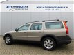 Volvo V70 Cross Country - 2.4 T Comfort Line - 1 - Thumbnail