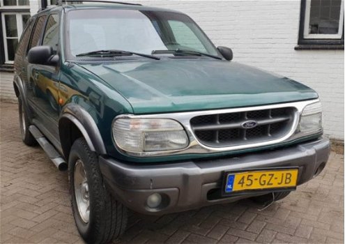 Ford Explorer - Limited 4.0 V6 - 1