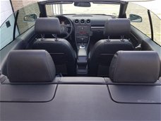 Audi A4 Cabriolet - 1.8 turbo benzine automaat, leer, pdc voor en achter, airco, cruise control,