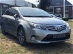 Toyota Avensis - 1.8 VVT-i 147pk Dynamic Business | Navi | PDC | 17inch | Keyless - 1 - Thumbnail