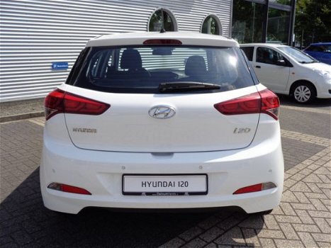 Hyundai i20 - 1.2 HP i-Motion Airco / PDC / Cruise Control - 1