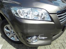 Toyota RAV4 - 2.0 VVTi Dynamic AUTOMAAT