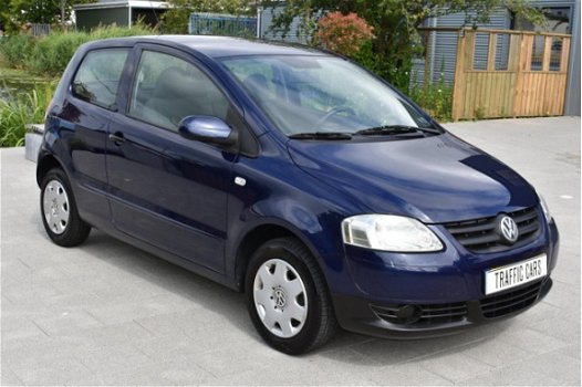 Volkswagen Fox - 1.2 Trendline KM NAP , nieuwe apk o.a met 6 m GARANTIE - 1