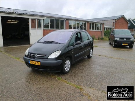 Citroën Xsara Picasso - 1.8I 16V - 1