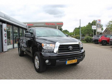 Toyota Tundra - Limited 5.7 V8 4x4 Double Cab - 1