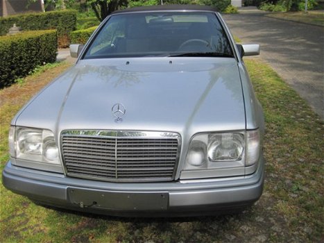 Mercedes-Benz E-klasse Cabrio - 200 allen beurten bij mercedes benz wegens omstandig heden te koop a - 1