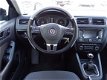 Volkswagen Jetta - 1.2 TSI Navi Trekh Parksens Clima Comfort Executive Line - 1 - Thumbnail