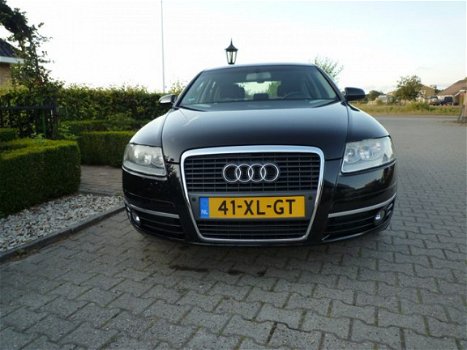 Audi A6 - 2.4 - 1