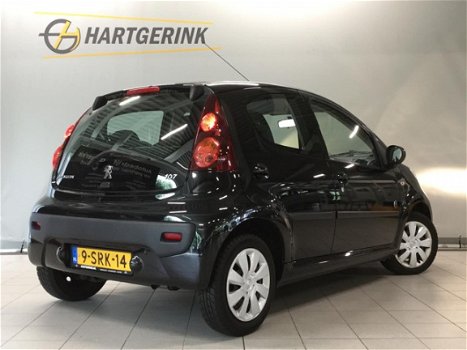 Peugeot 107 - 1.0 68PK 5-Drs Envy *AIRCO - 1