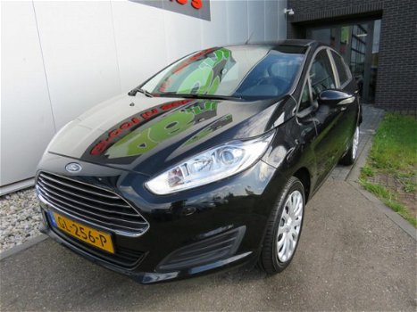 Ford Fiesta - 1.0 Style Navi Airco Bluetooth - 1