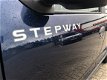 Dacia Logan MCV - TCe 90 Stepway | Demonstratieauto | RIJKLAARPRIJS INCLUSIEF AFLEVERPAKKET T.W.V. € - 1 - Thumbnail