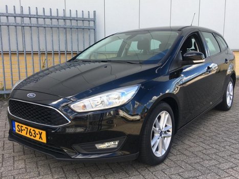 Ford Focus Wagon - Trend 1.5 TDCi 120 pk Automaat met Navigatie - 1