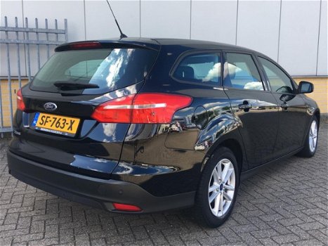 Ford Focus Wagon - Trend 1.5 TDCi 120 pk Automaat met Navigatie - 1