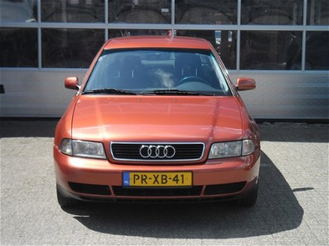 Audi A4 - 2.6 110KW - 1