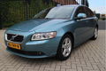 Volvo S40 - 2.4 Momentum AIRCO_AUTOMAAT_NETTE AUTO - 1 - Thumbnail