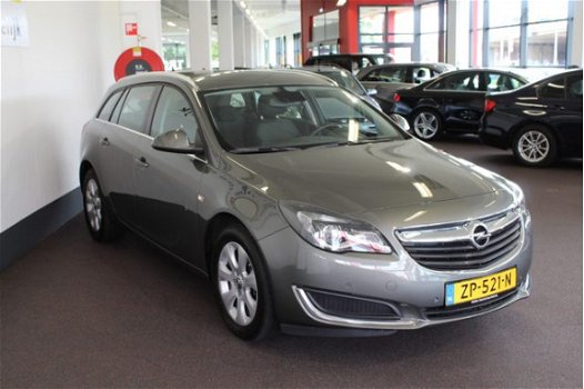 Opel Insignia Sports Tourer - 1.6T Innovation navigatie / cruise control / climate control / automaa - 1