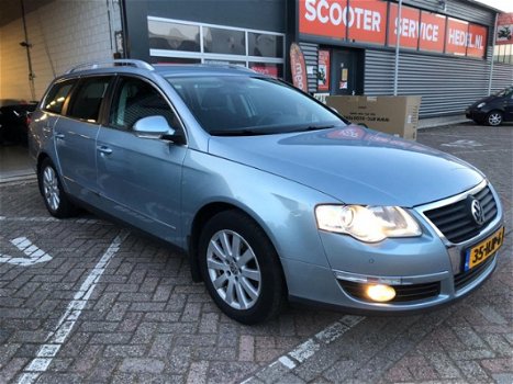 Volkswagen Passat Variant - 1.4 TSI Comfortline DSG Automaat navigatie clima lm-velgen cruise pdc v+ - 1