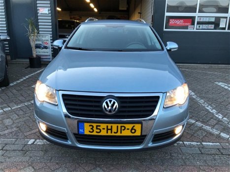 Volkswagen Passat Variant - 1.4 TSI Comfortline DSG Automaat navigatie clima lm-velgen cruise pdc v+ - 1