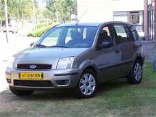 Ford Fusion - 1.4-16V Luxury ( AIRCO + INRUIL MOGELIJK )