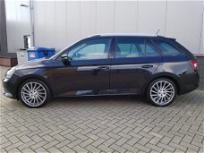 Skoda Fabia Combi - 1.2 TSI SPORT RIJKLAAR / BOVAG