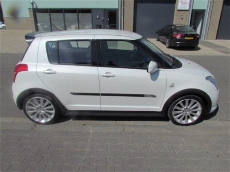 Suzuki Swift - 1.3 COMFORT SPORT GT - 1