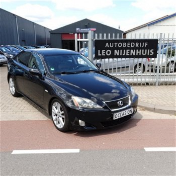 Lexus IS - 250 Sport - 1