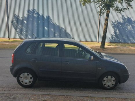 Volkswagen Polo - 1.9 SDI Comfortline AIRCO 2 X SLEUTELS BOEKJES - 1